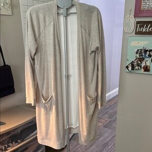 VENUS Cream Long Cardigan Sweater